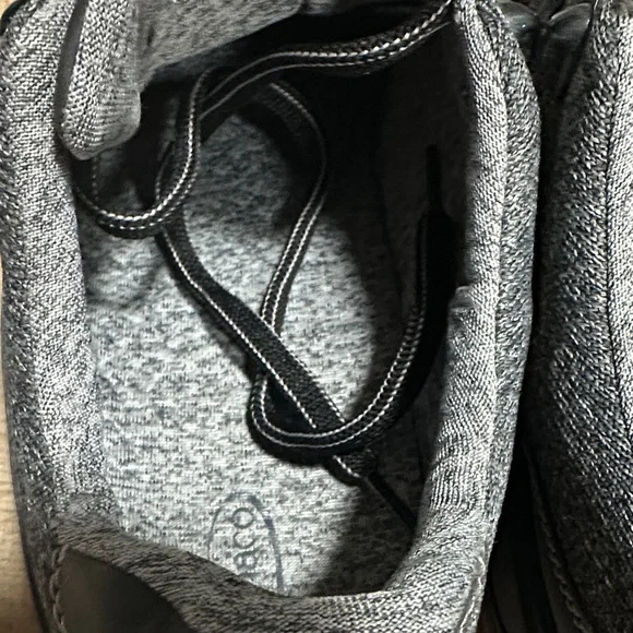 Chaco Woman’s Sneakers - Picture 6 of 10